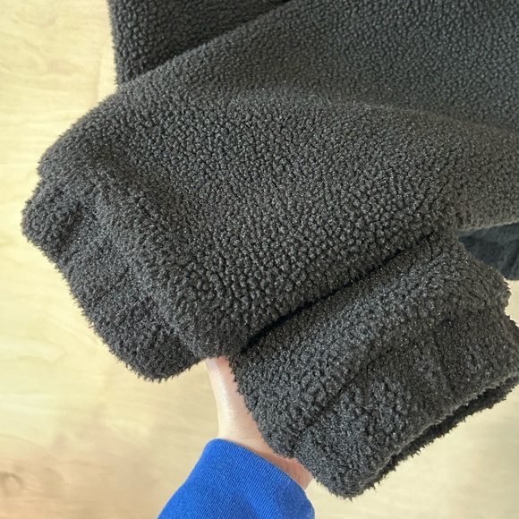 PINK Victoria’s Secret Plush Teddy Hooded Bomber Jacket Black Size XL - Picture 12 of 16